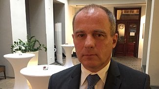 Jan Beroun (Vojenské zpravodajství): Stát nemá ve službách bandu bláznů a zločinců