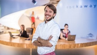 Divoký rok české e-commerce: Úřednická razítka, velká kauza i souboj titánů