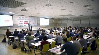 MIF 2016: Naplno využívají mobilní data firmy, ti ostatní si je můžou jen zkoušet