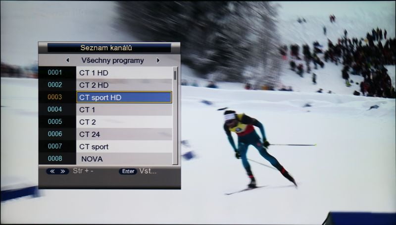 Seznam kanálů se vyvolá tlačítkem OK.