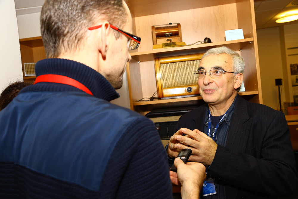 Mimořádné zasedání Rady Českého rozhlasu k rezignaci ředitele