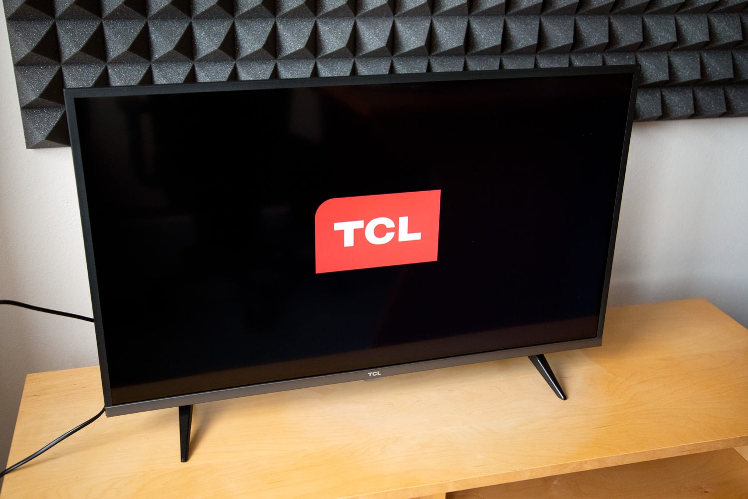 TCL 32ES580 - první zapnutí