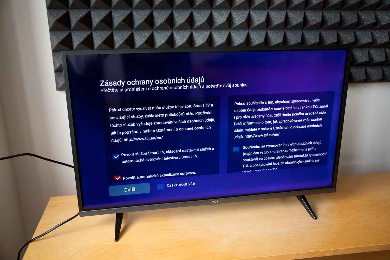 TCL 32ES580 - první zapnutí