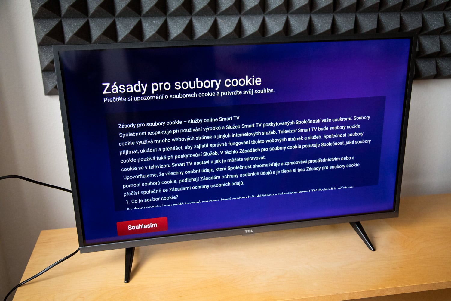 TCL 32ES580 - první zapnutí