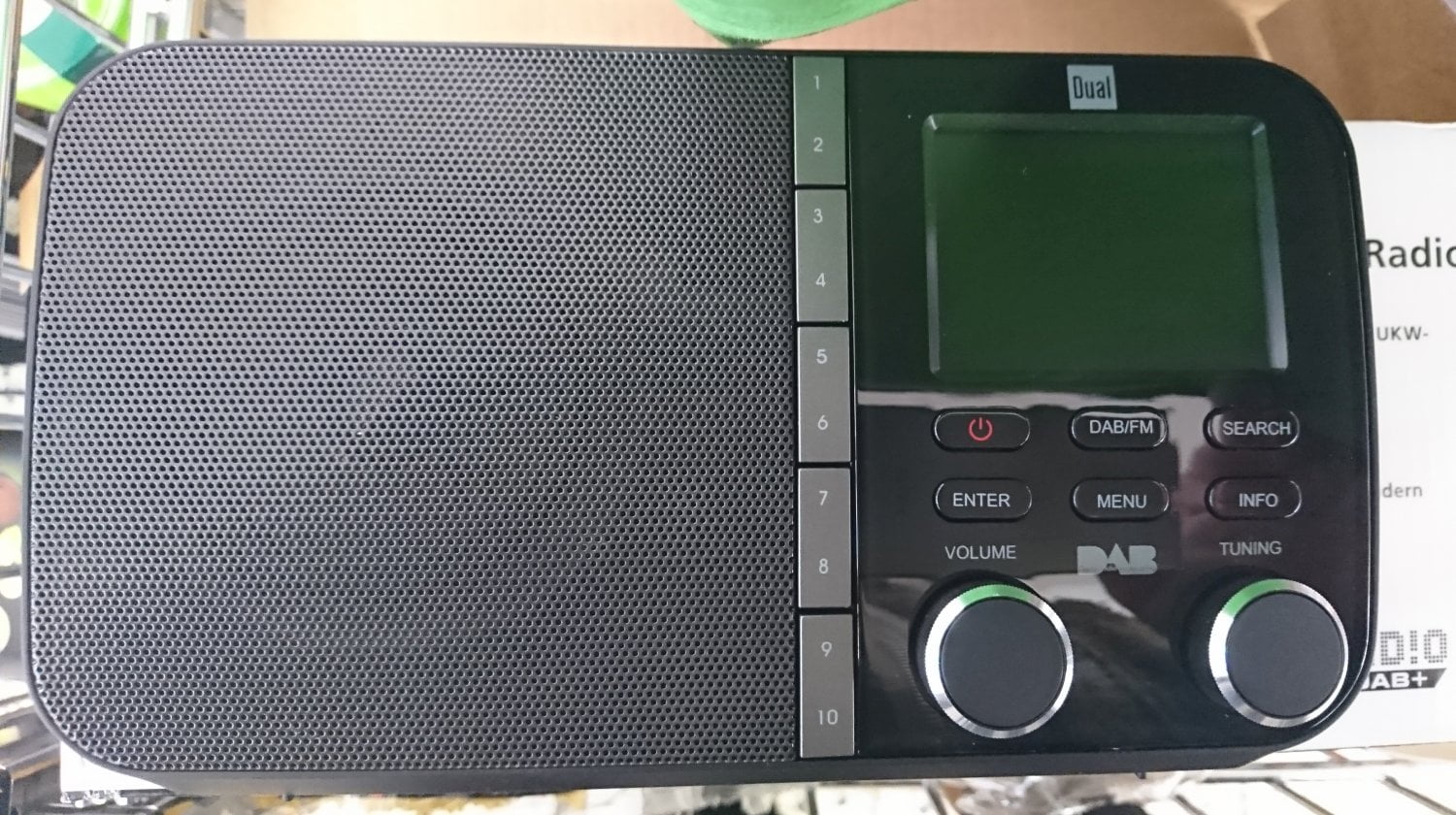 DAB rádio Dual DAB 4C prodávané v Normě