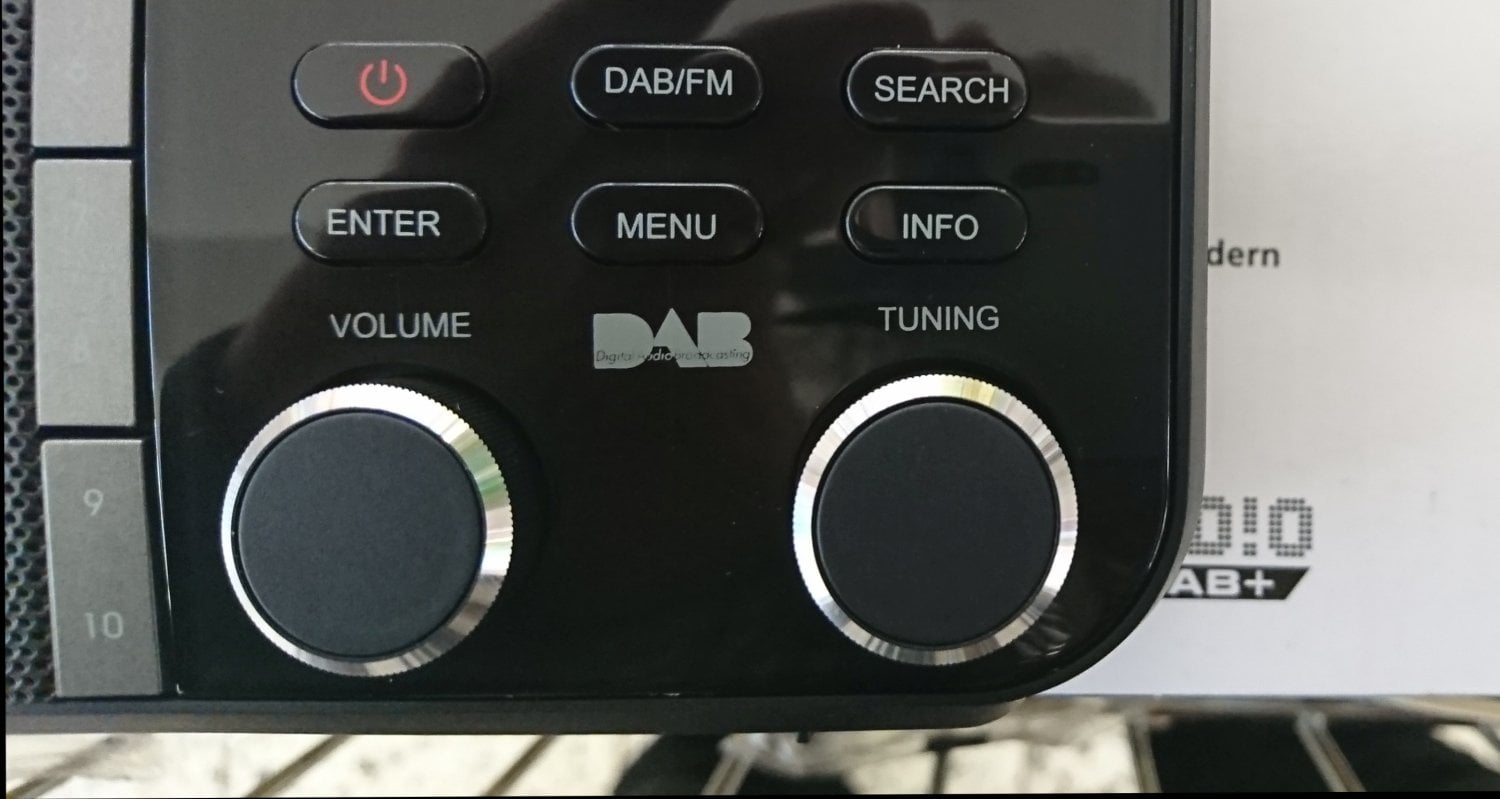 DAB rádio Dual DAB 4C prodávané v Normě