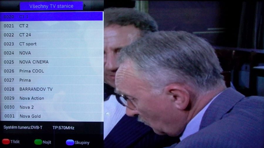 V tuneru vyvoláte seznam kanálů tlačítkem OK. Toto je tzv. jednoduchý výpis.