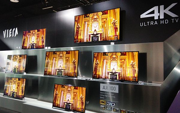 Dvě Ultra HD řady nabízejí špičkovou výbavu, úhlopříčky od 127 cm a velice solidní obraz. To bylo myslím jasně vidět.