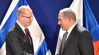 Bohuslav Sobotka a Benjamin Netanjahu v Izraeli.
