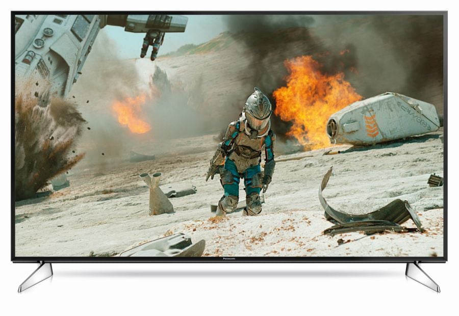 Dvě nožičky podstavce řady EX600 můžete namontovat dvojím způsobem. Buď je umístíte takto do stran, nebo blíže ke středu obrazovky. Pak se nacházejí asi 22 cm od nápisu Panasonic.