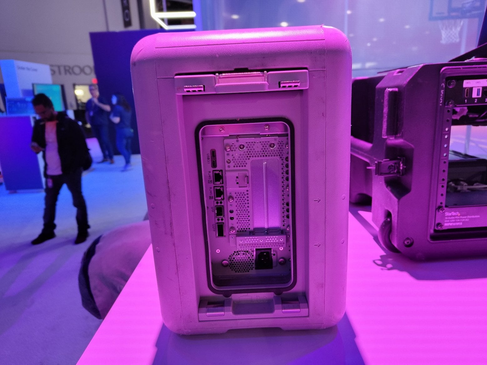 AWS Snowball a AWS Snowcone od Amazon Web Services