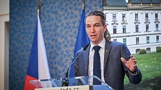 Místopředseda vlády a ministr pro místní rozvoj ČR Ivan Bartoš po jednání vlády (30. března 2022).