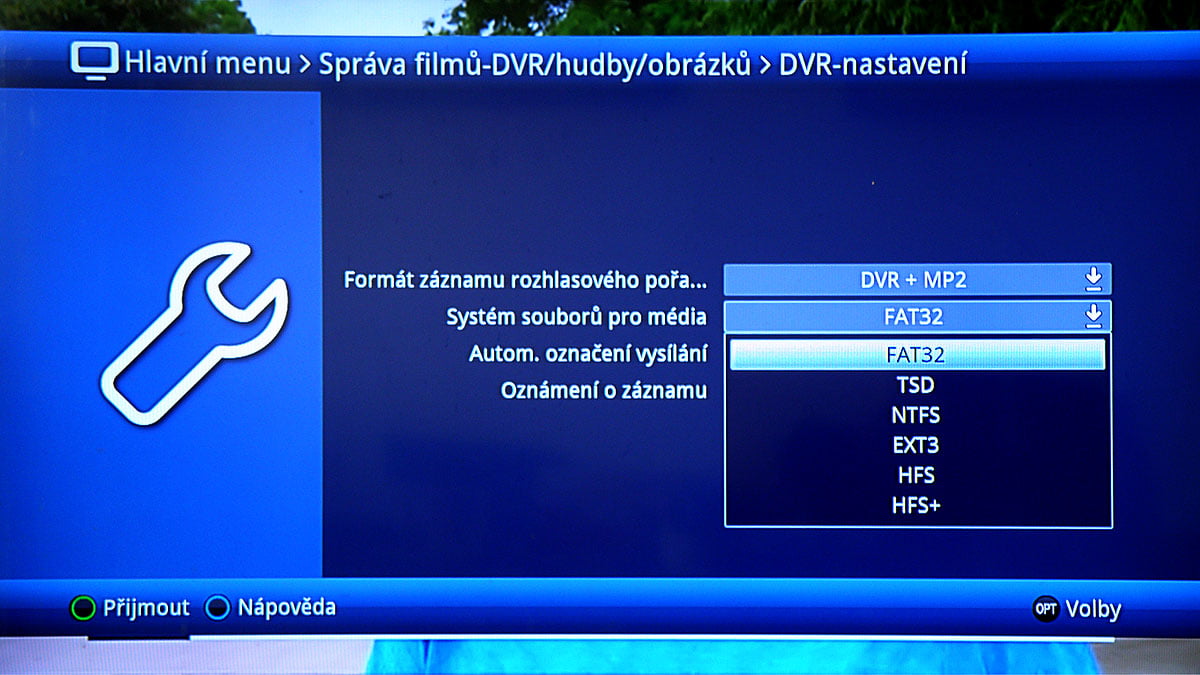 Možnosti volby formátování externího USB úložiště jsou velké.