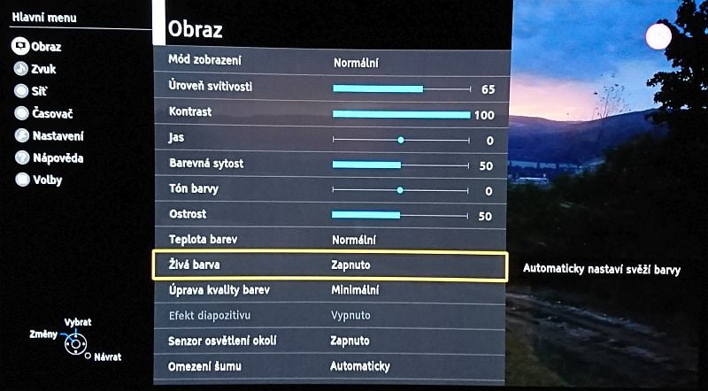 Menu nastavení v položce obraz nabídne značné množství úprav od těch základních až po ty expertní. Možný je i návrat k továrním hodnotám, takže vyzkoušet můžete všechno možné.