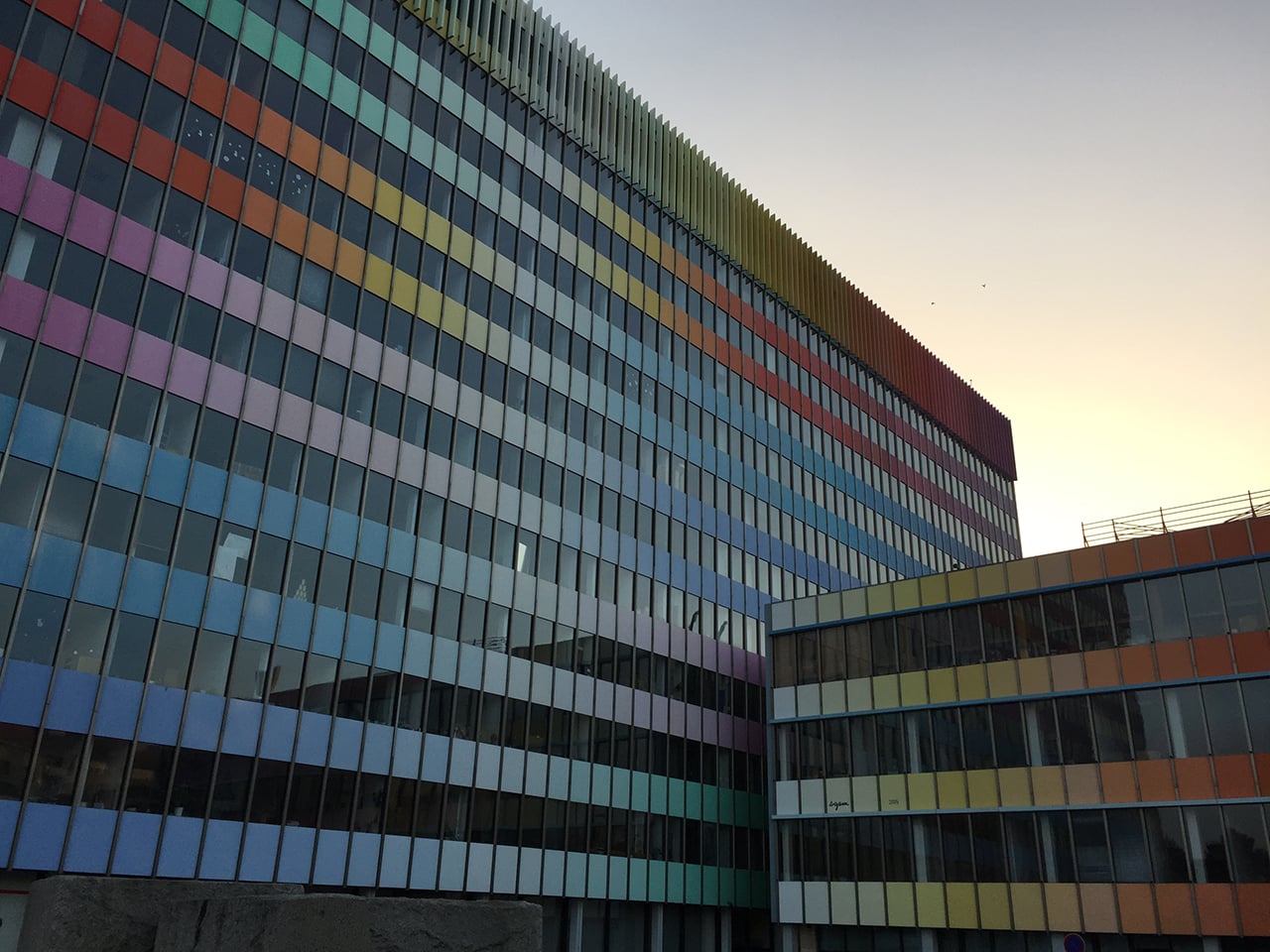 4D Center, sídlo NAKITu