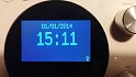 V klidovém stavu se objeví příjemně vysoké (centimetr) znaky hodin. Bohužel přijímač si nebyl schopen automaticky nastavit ani správný datum ani čas.