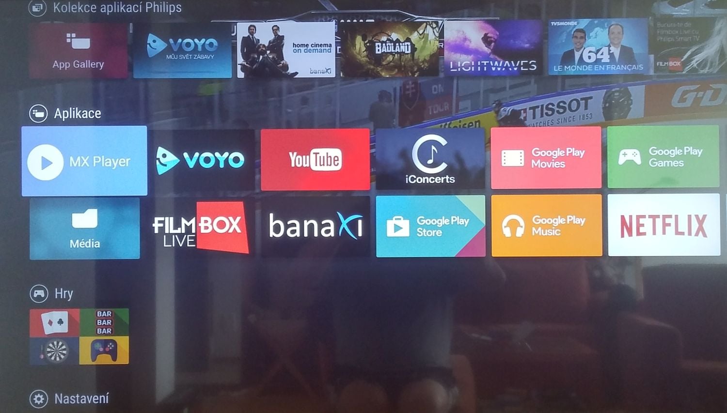 Aplikace Androidu a Hry. Ikony stále nelze "posadit" na jedno místo. Horizontálně si skáčou jak chtějí, resp. podle toho, jak je využíváte. Někdy se ale ocitnou zcela jinde a dělají si co chtějí. Jako živé...