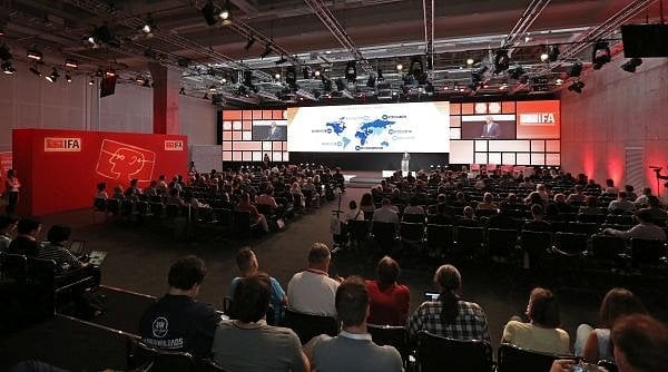 IFA 2016 -  Zahajovací tisková konference. Ta proběhla, v rámci dnů pro vystavovatele a novináře,  31. srpna.
