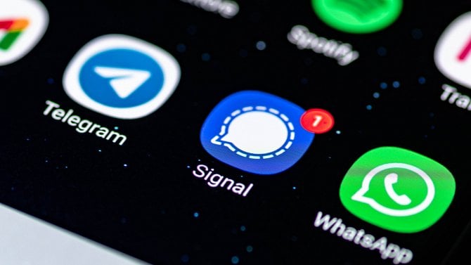 Mobilní aplikace - Signal - WhatsApp - Telegram