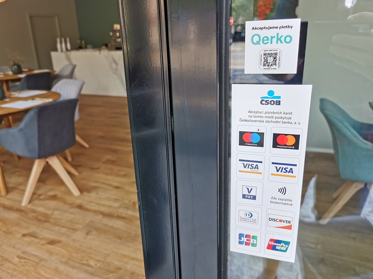 Qerko: bezkontaktní placení přes QR kódy a chytrý telefon
