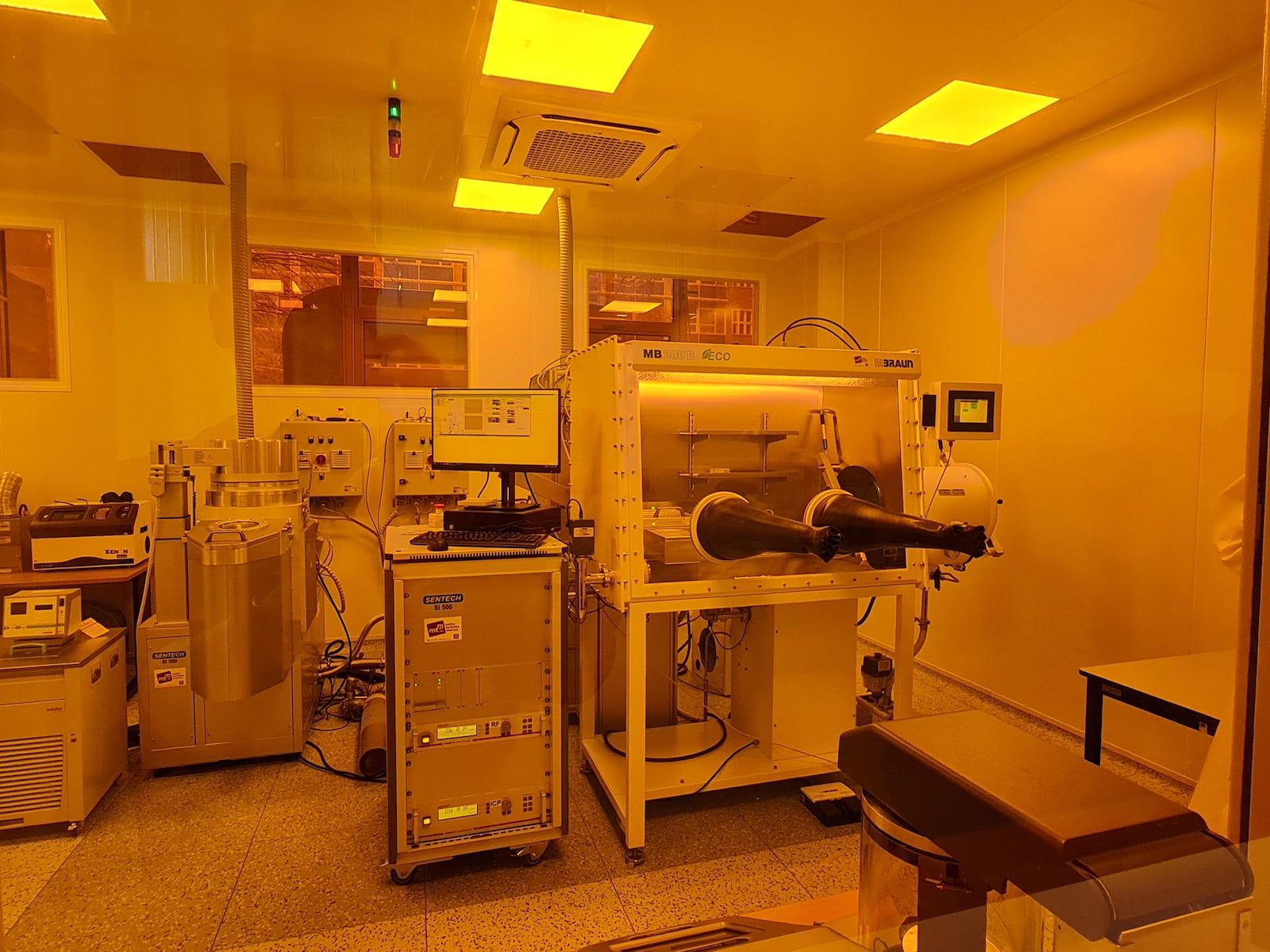 Nanolab, polovodičová laboratoř ČVUT