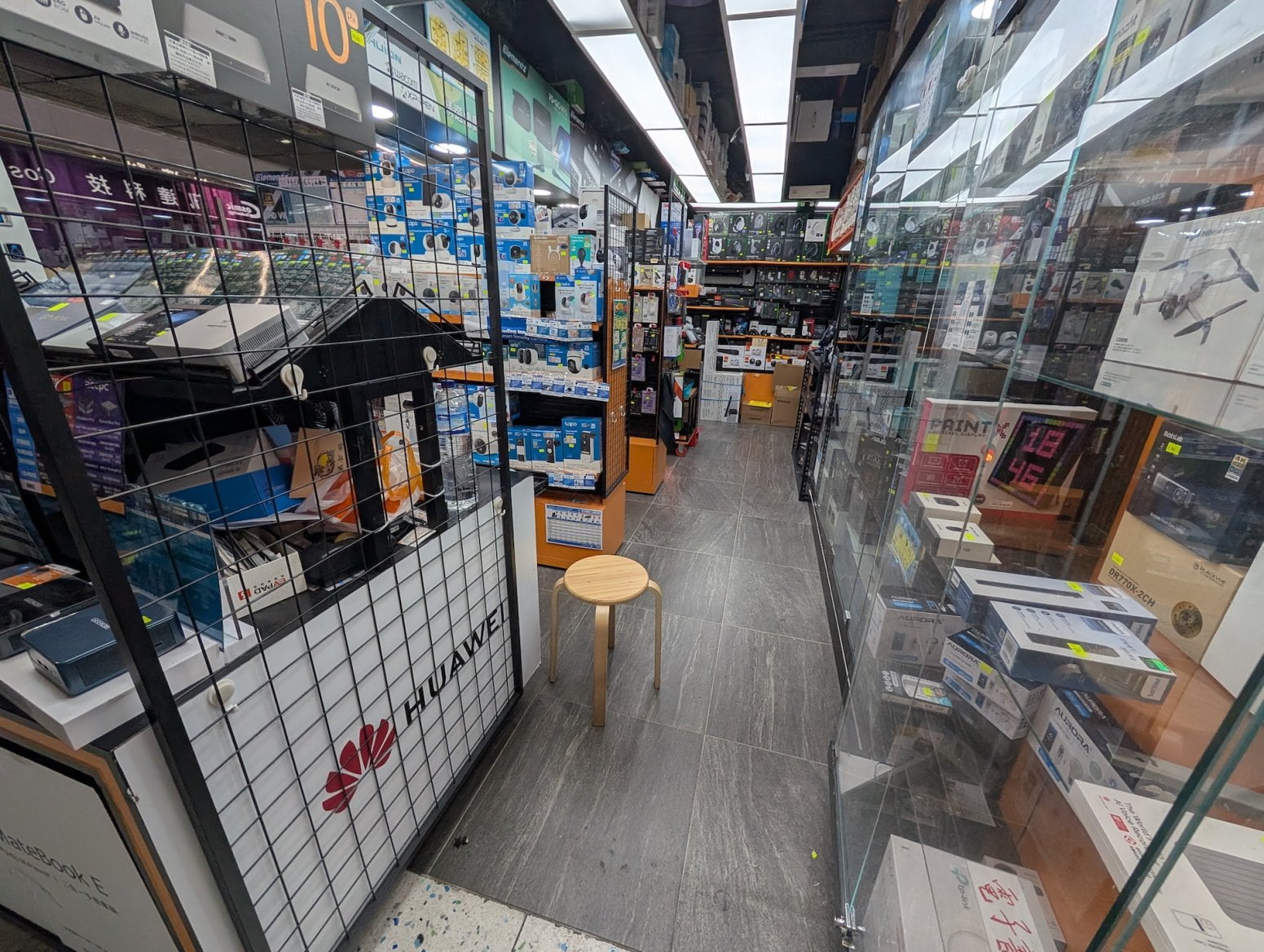 Wan Chai Computer Centre v Hongkongu