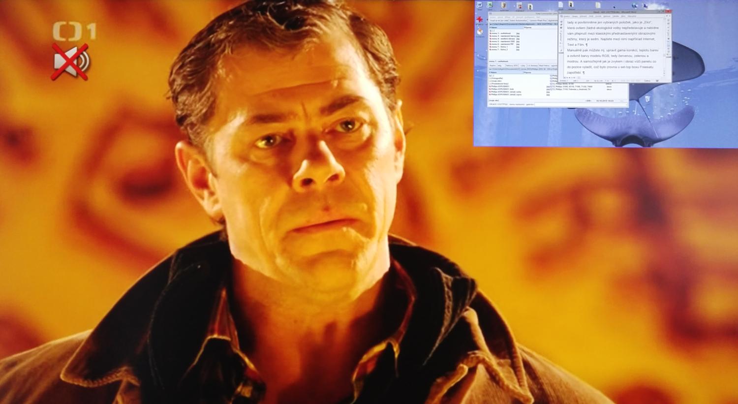 Volba "PiP" zobrazí vdruhý vstup v okně jehož polohu a velikost si můžete zvolit. V tomto případě je nejmenší.