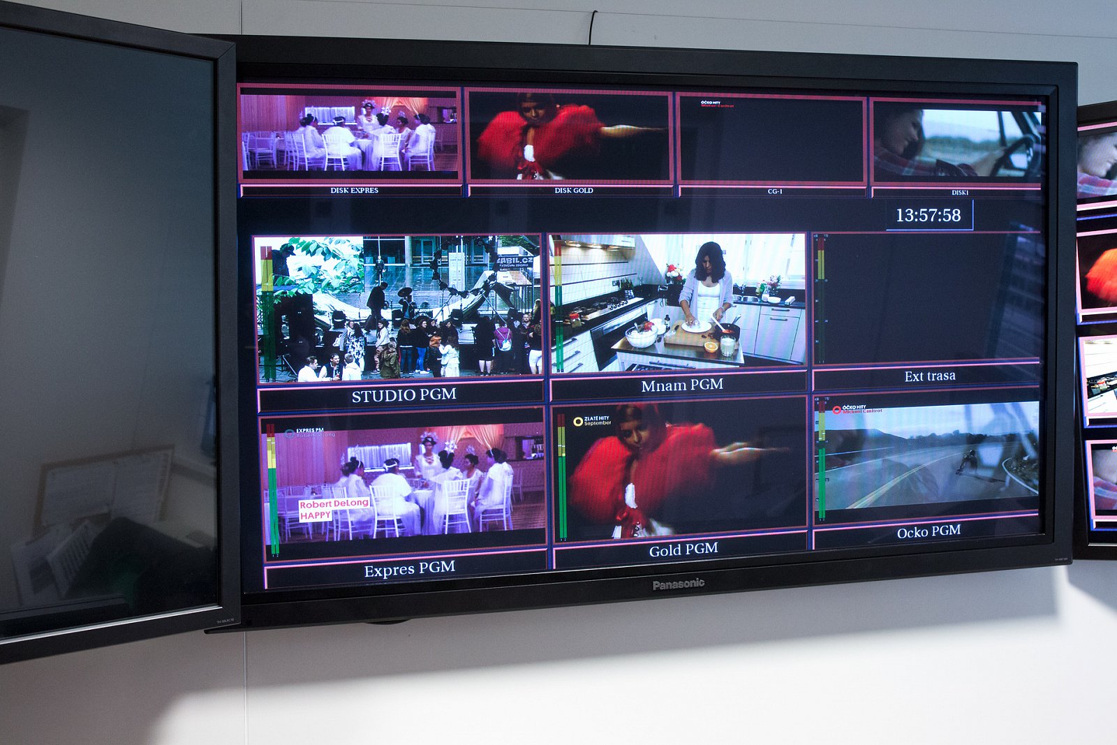 Odbavovací pracoviště televizí Óčko a Mňam TV v sídle Mafry