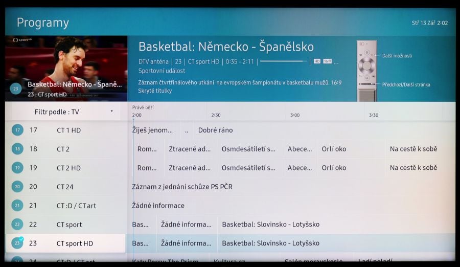 Programová nabídka EPG zobrazí sedm stanic na výšku.