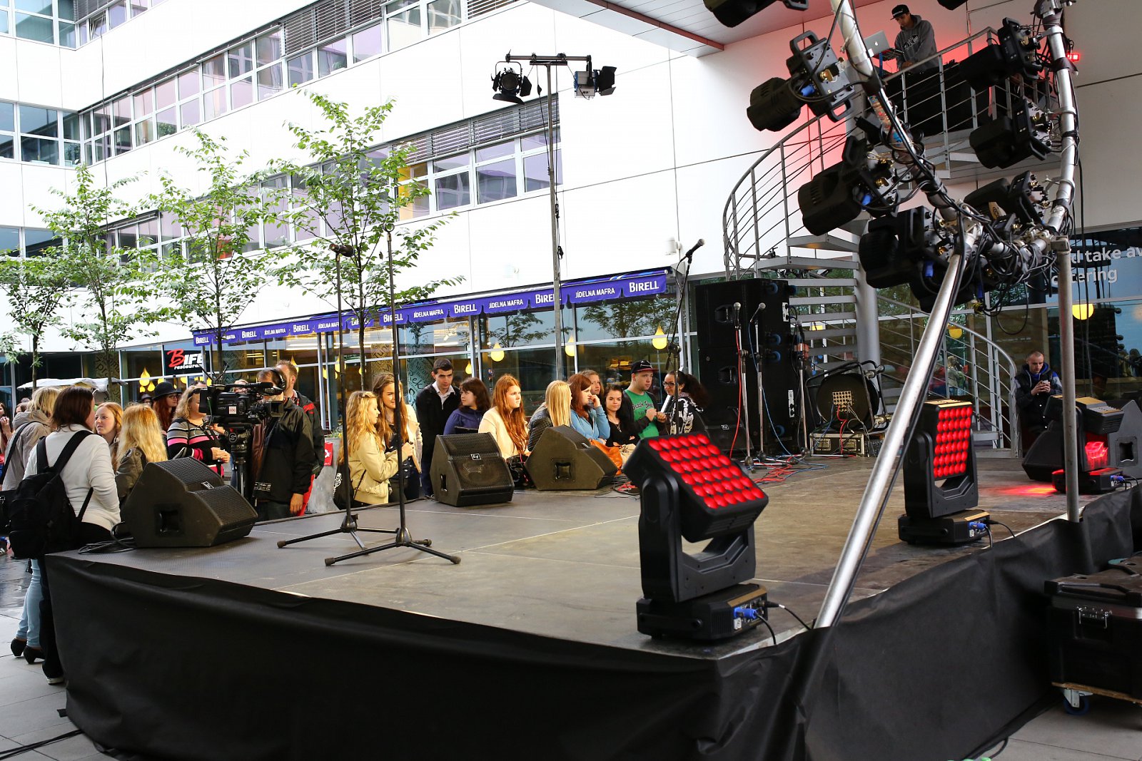 Hudební televize Óčko pokřtila nové vysílací prostory