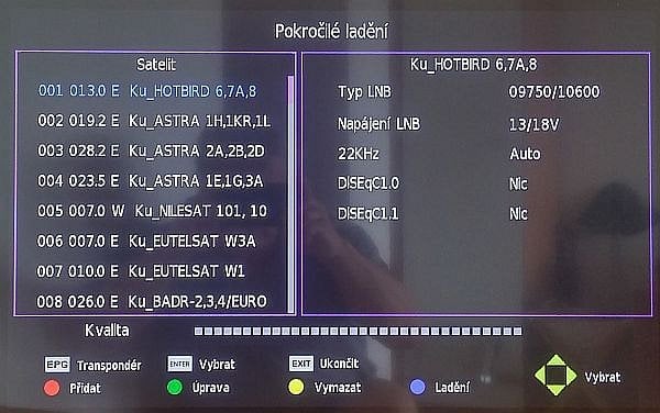 Mohl jsem ladit pouze DVB-T, takže tady je alespoň základní obrazovka televizoru pro satelitní připojení.