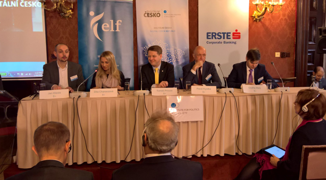 Diskusní panel na konferenci Digitální Česko v Schebkově paláci