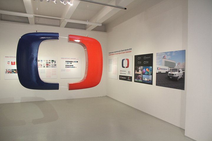 Galerie DOX - vizuální styl České televize 1963 až 2012, čast 1.