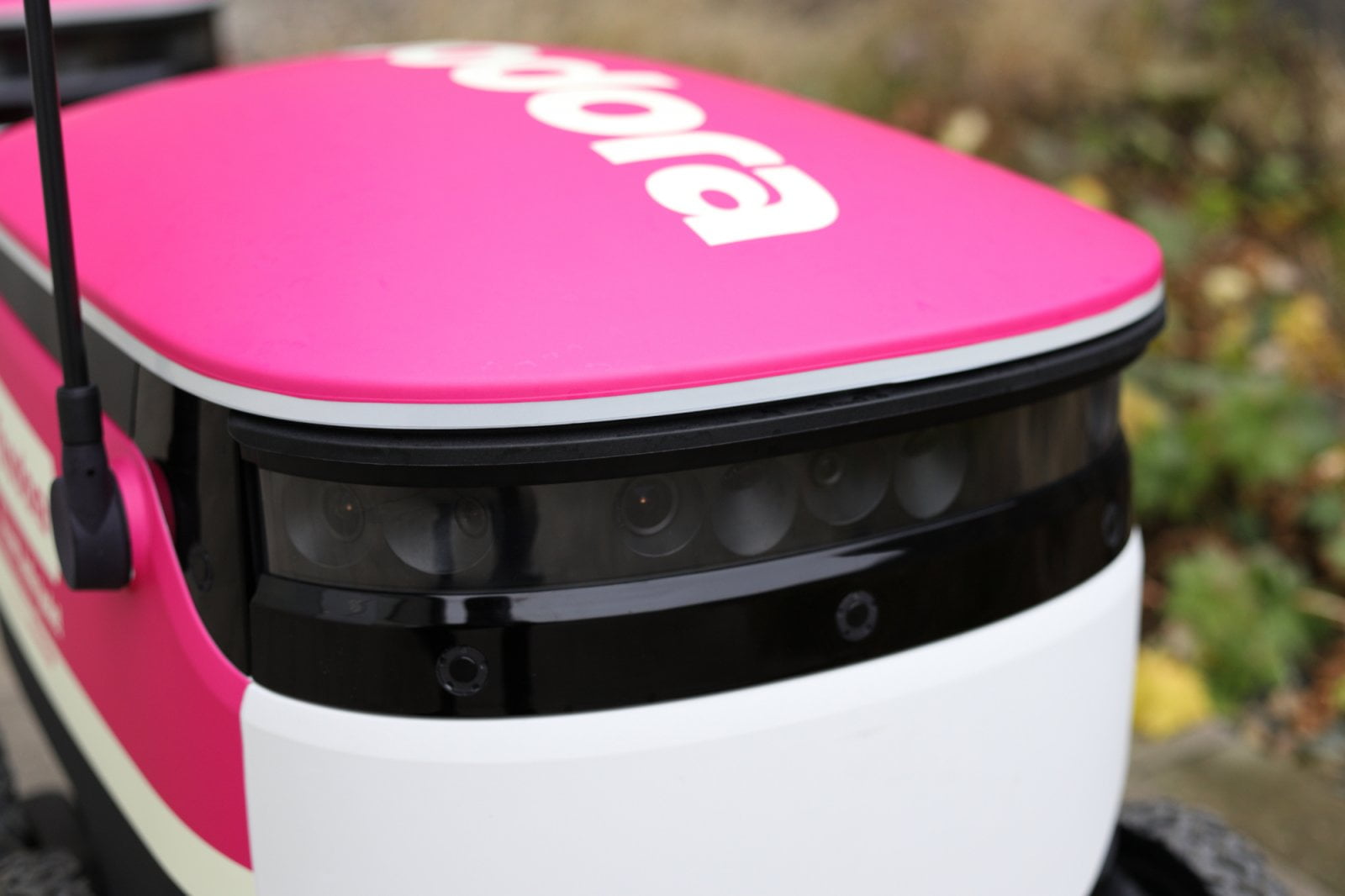 Robot - Foodora - Starship Technologies - autonomni rizeni