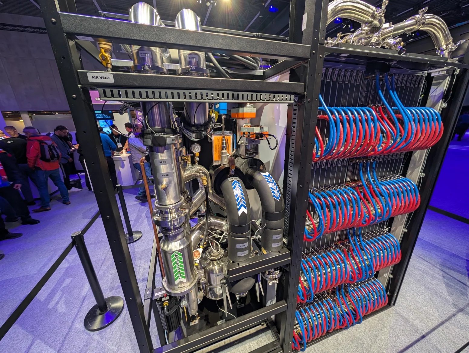 Superpočítač HPE Cray EX4000 s čipy Nvidia