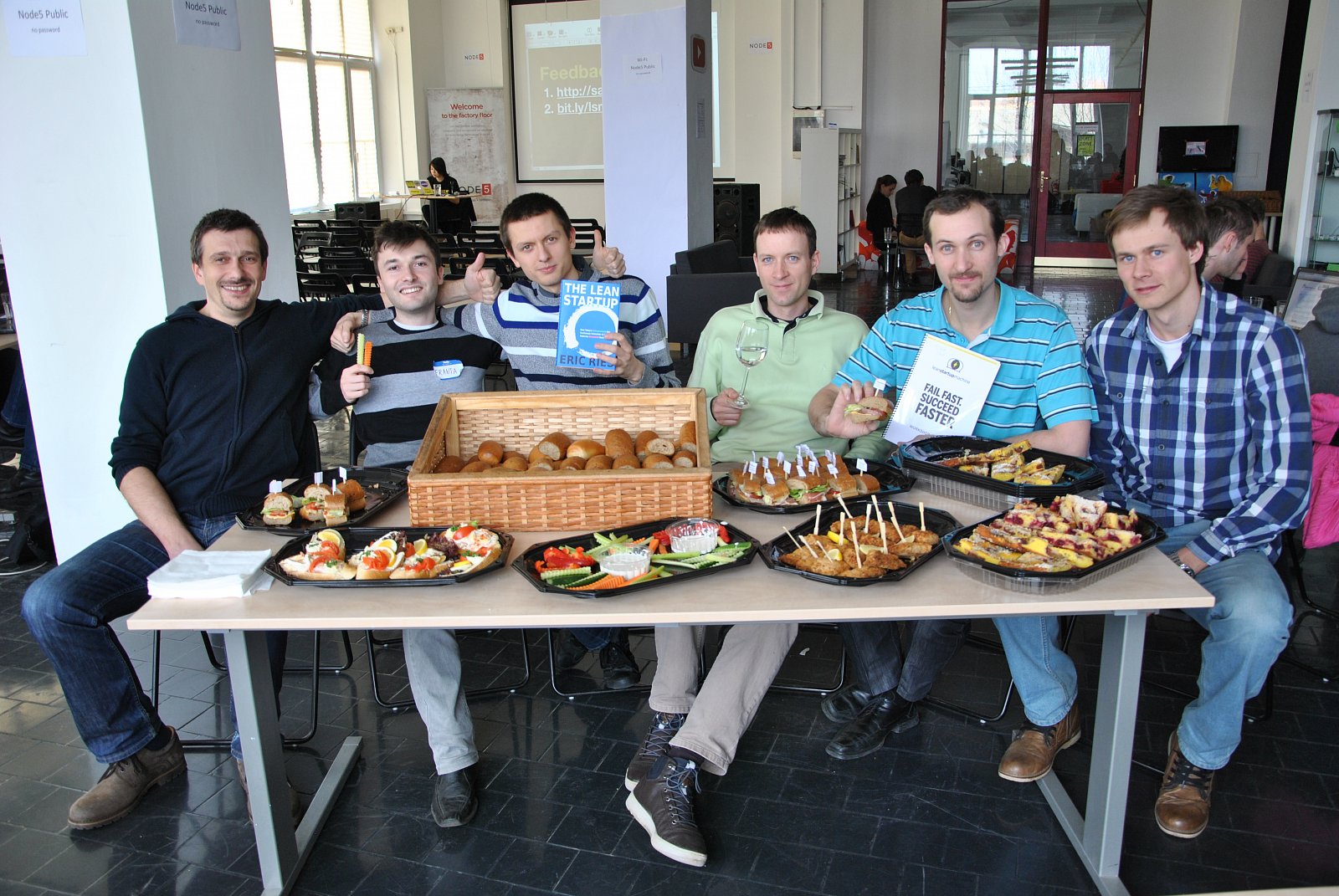 „Home Kitchen“ nebyla tak úplně domácí, jak zákazníci čekali, ale spokojeně zaplatili i tak.