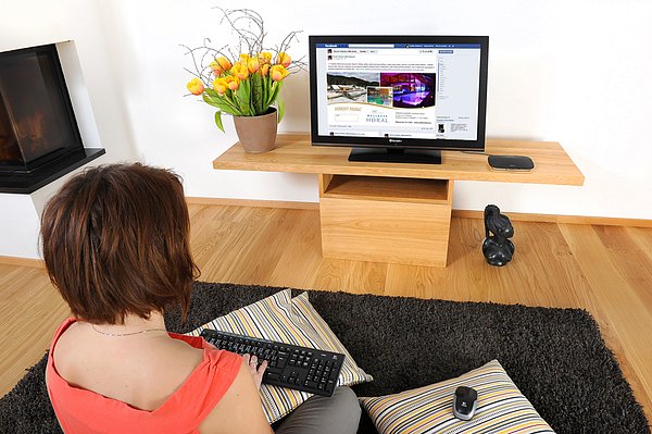 Ke Gogen SB 2002 podle výrobce připojíte snad jakoukoli bezdrátovou myš či klávesnici pracující na 2,4 GHz. Já dodávám, že to klaplo i s myší „drátovou“. 