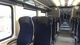 Ilustrační foto. Interiér jednotky PESA, která bude od roku 2022 bude obsluhovat regionální spoje v Ústeckém kraji. (21. 9. 2021)