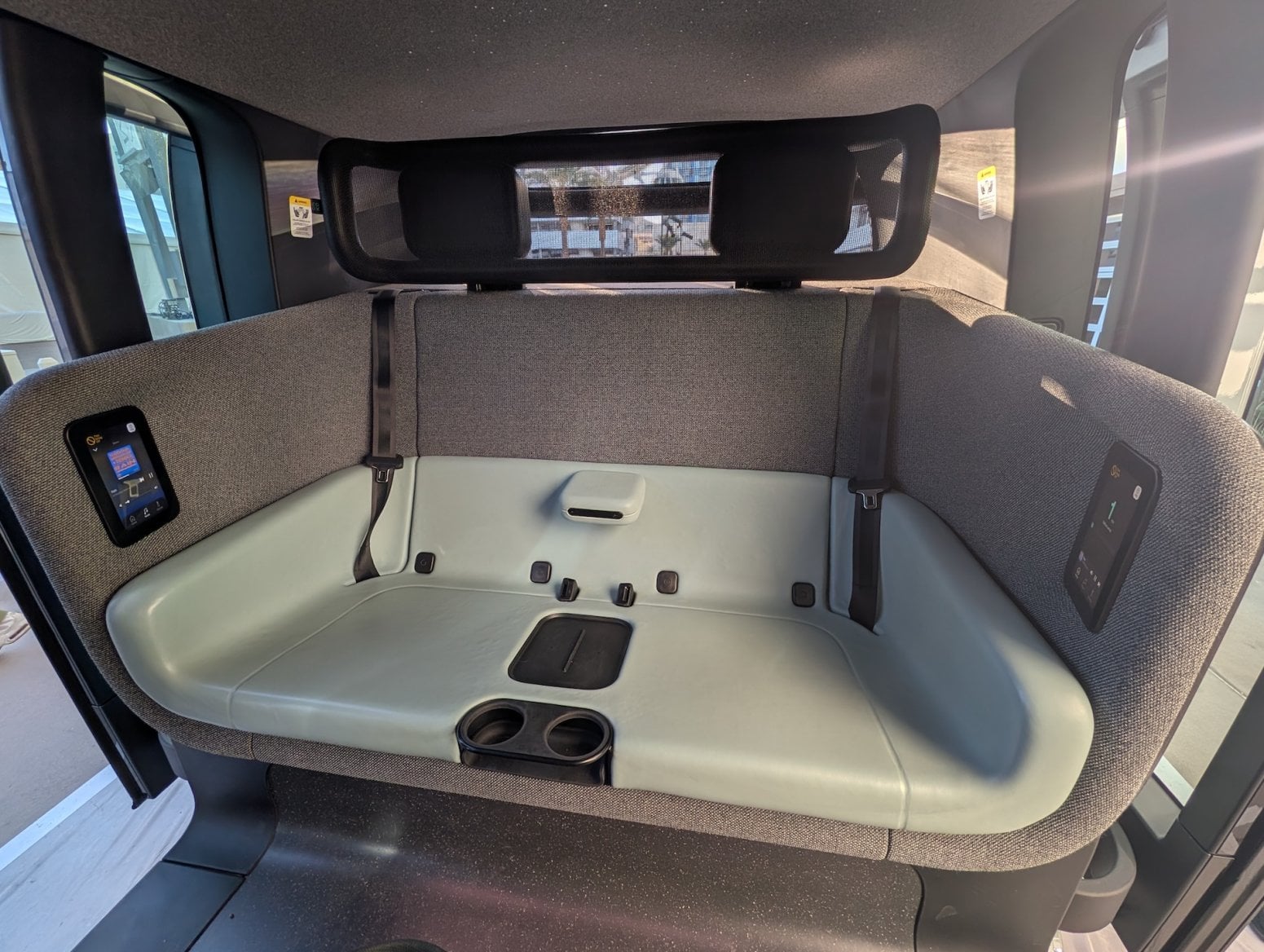 Autonomní auto a taxi Zoox