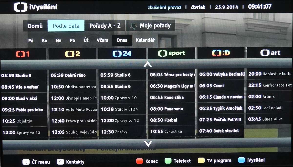 Programy v rámci týdne se vybírají velice šikovně, nad jeho rámec pak máte k dispozici kalendář.