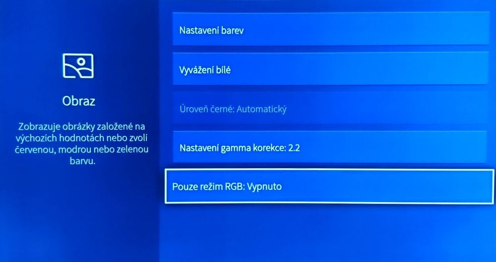 Hisense H55N6800 - menu nastavení a kontextové tlačítko
