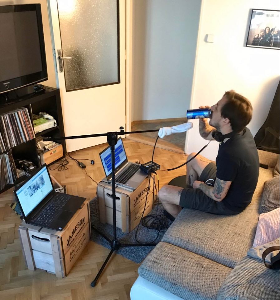 Domácí technika moderátorů Radia 1