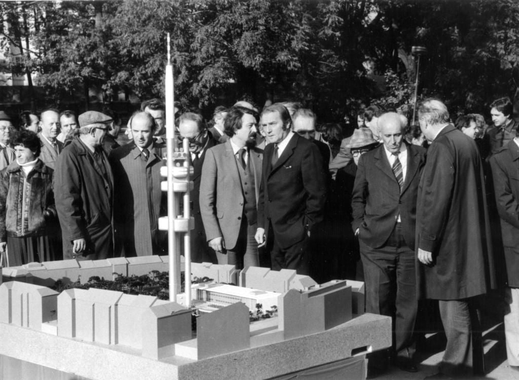 Archivní snímky žižkovského vysílače