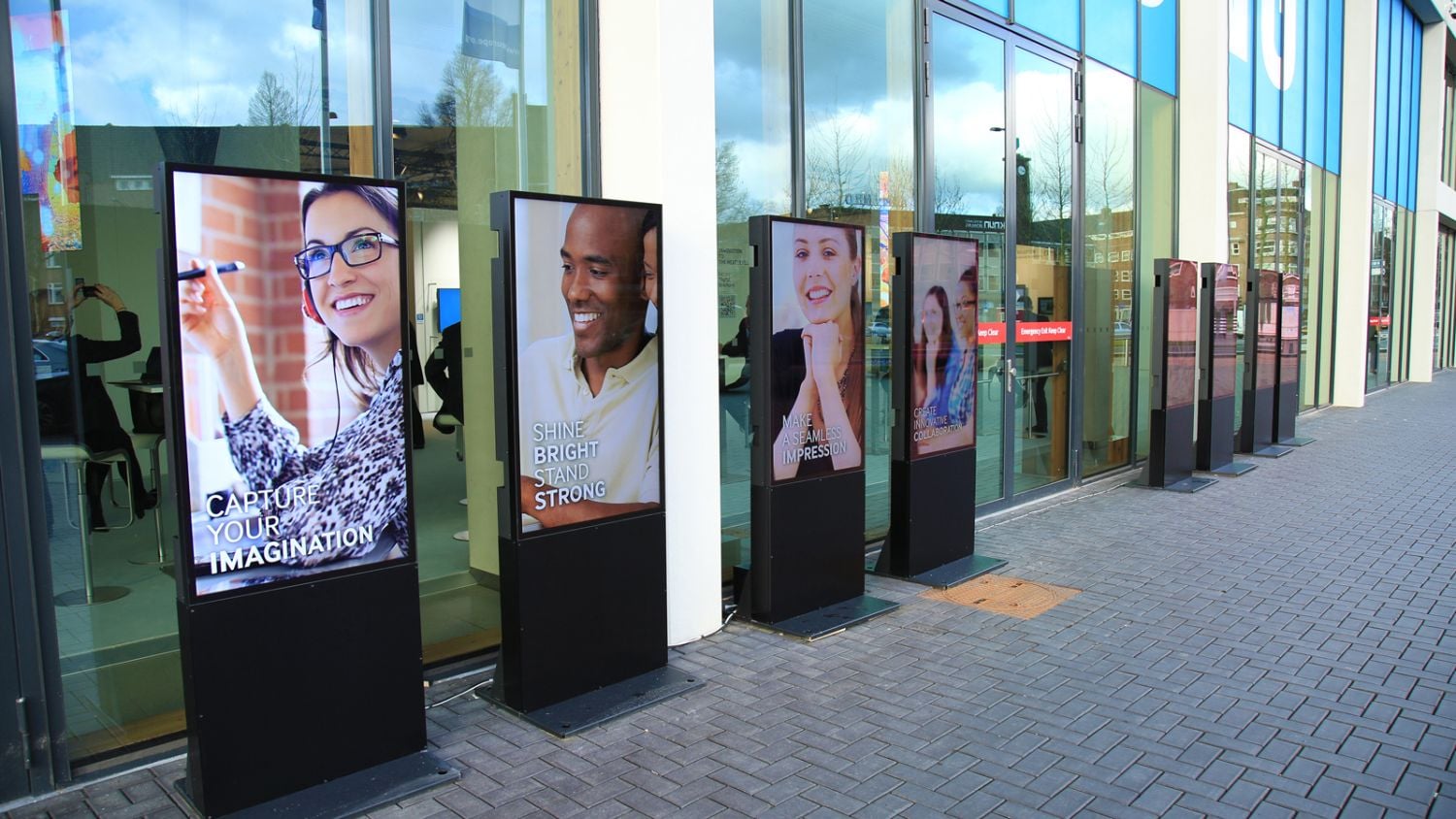 Samsung Smart Signage 2016