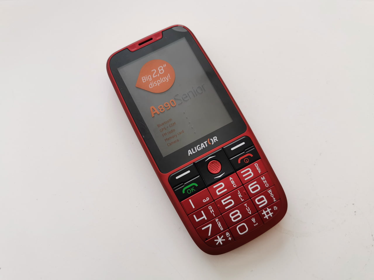 Český telefon Aligator A890 Senior