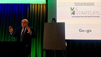 Rudy Giuliani na setkání s českými kyberbezpečnostními firmami ve Washingtonu