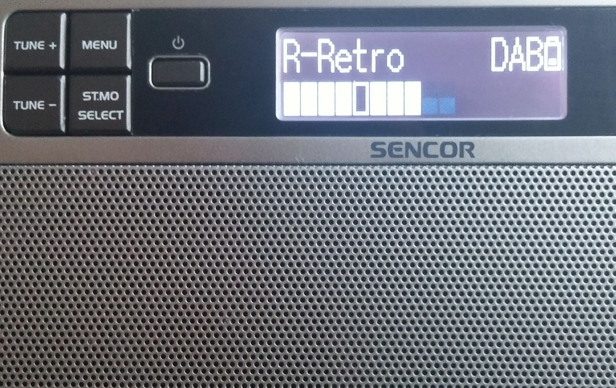 Sencor SRD 6600 DAB+, tlačítko Info