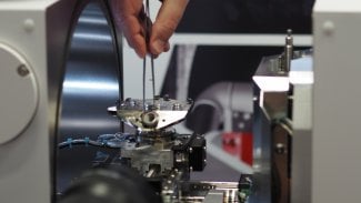 Mikroskop vyvinutý AdvaScope a Thermo Fisher Scientific