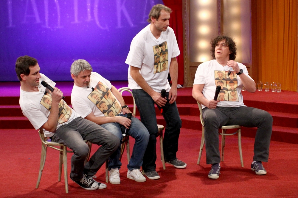 Partička na Silvestra vyvalí břicha