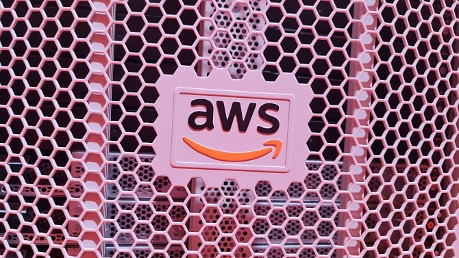 Amazon Web Services, AWS